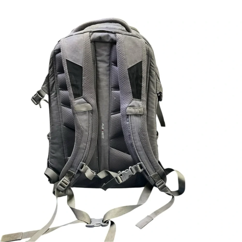 The North Face Mainframe Backpack GrayFlexVent Laptop Travel Daypack Mens Womens